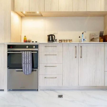 Serenity In The Centre: 2 Bed 2 Bath Christchurch Eksteriør bilde
