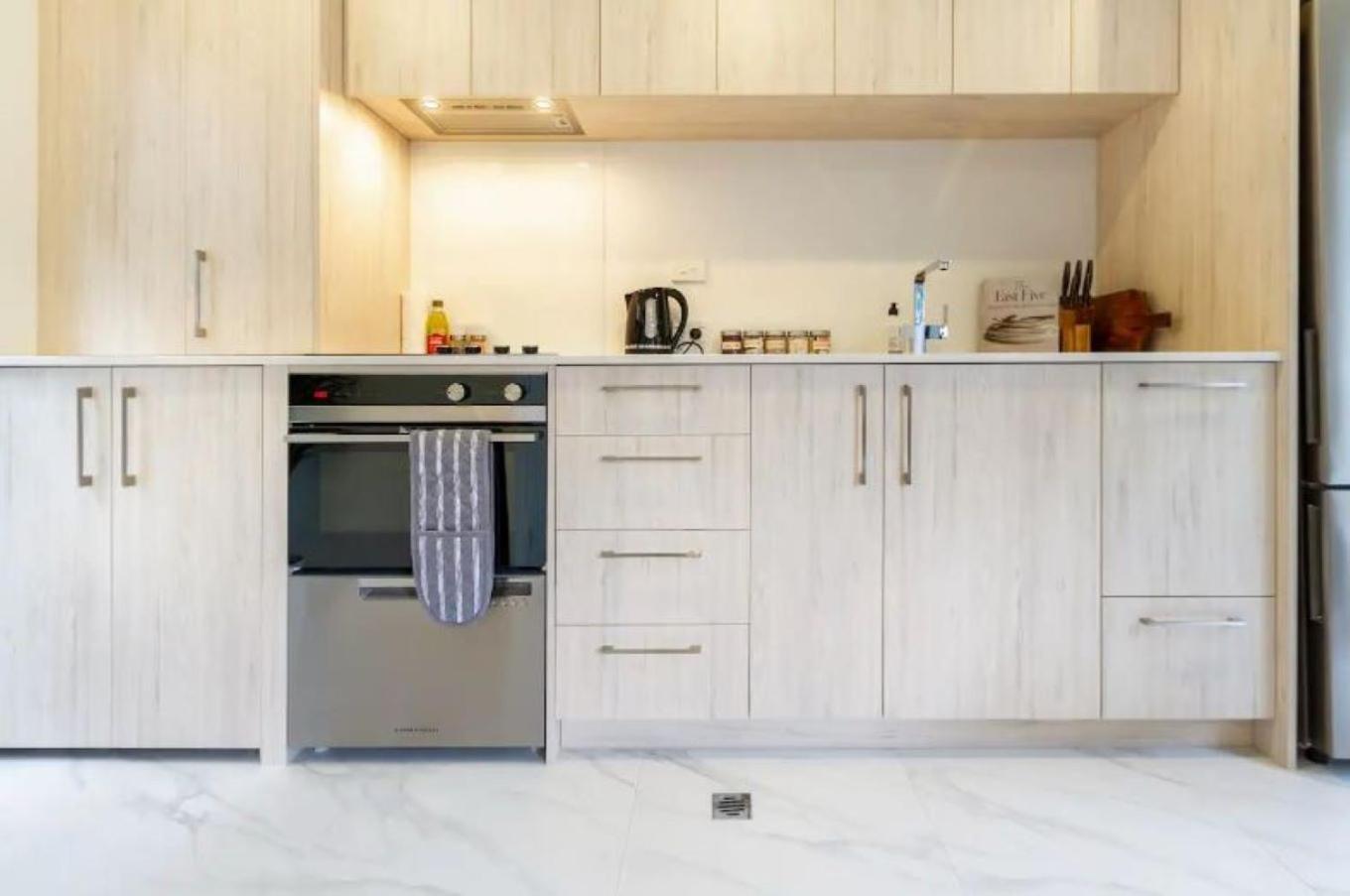 Serenity In The Centre: 2 Bed 2 Bath Christchurch Eksteriør bilde
